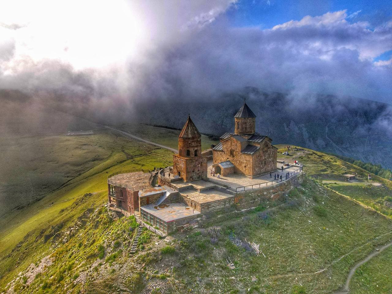 Казбеги, Ананури и Гудаури